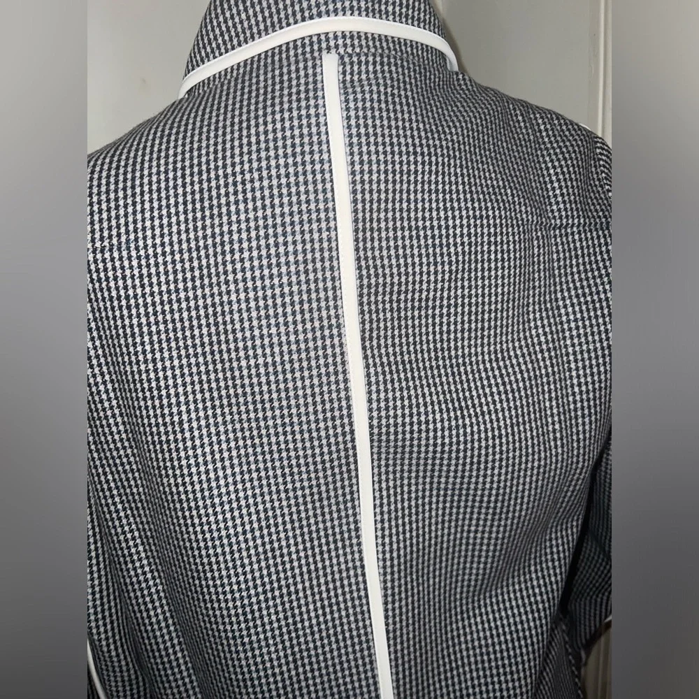 0'2nd Grande Check Classic Coat as seen on Meghan
Markle - Picture 14 of 14